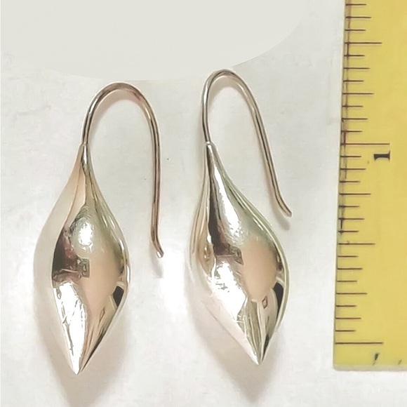 MICHAEL DAWKINS Sterling Silver Puff Teardrop French Wire Earrings - Picture 2 of 10